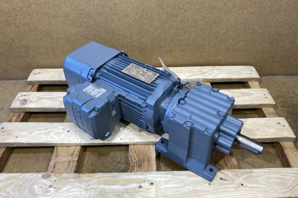 motoreduktor / przekładnia 0,75kW 80obr. 3fazowy HAMULEC SEW