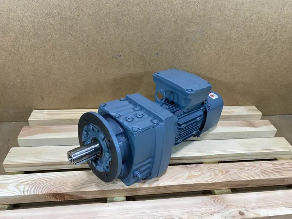 Motoreduktor / przekładnia 0,55kW 20obr. 3fazowy HAMULEC SEW - zdjęcie 1