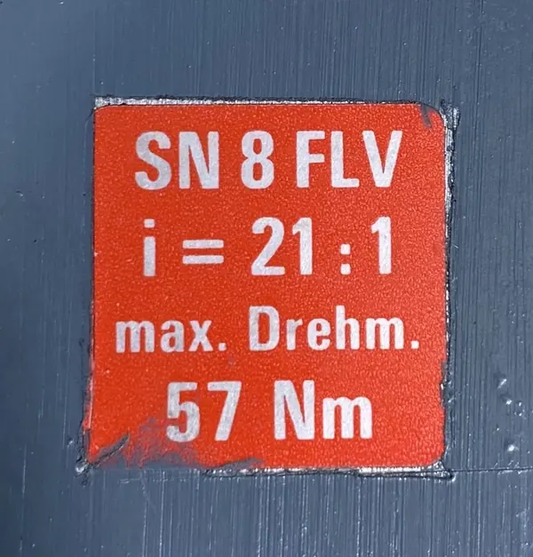 Motoreduktor / przekładnia 0,55kW 67obr. 3fazowy - zdjęcie 3