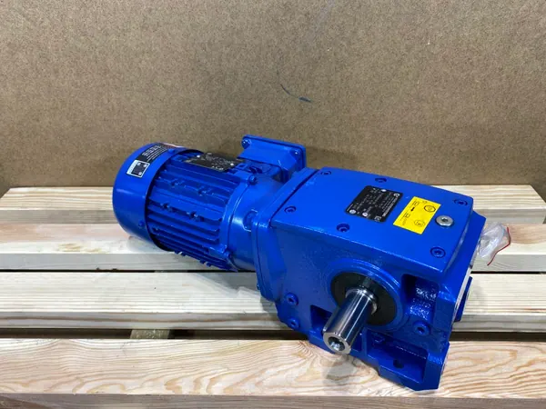 motoreduktor / przekładnia 0,37kW 34obr. 3fazowy NORD (wał)