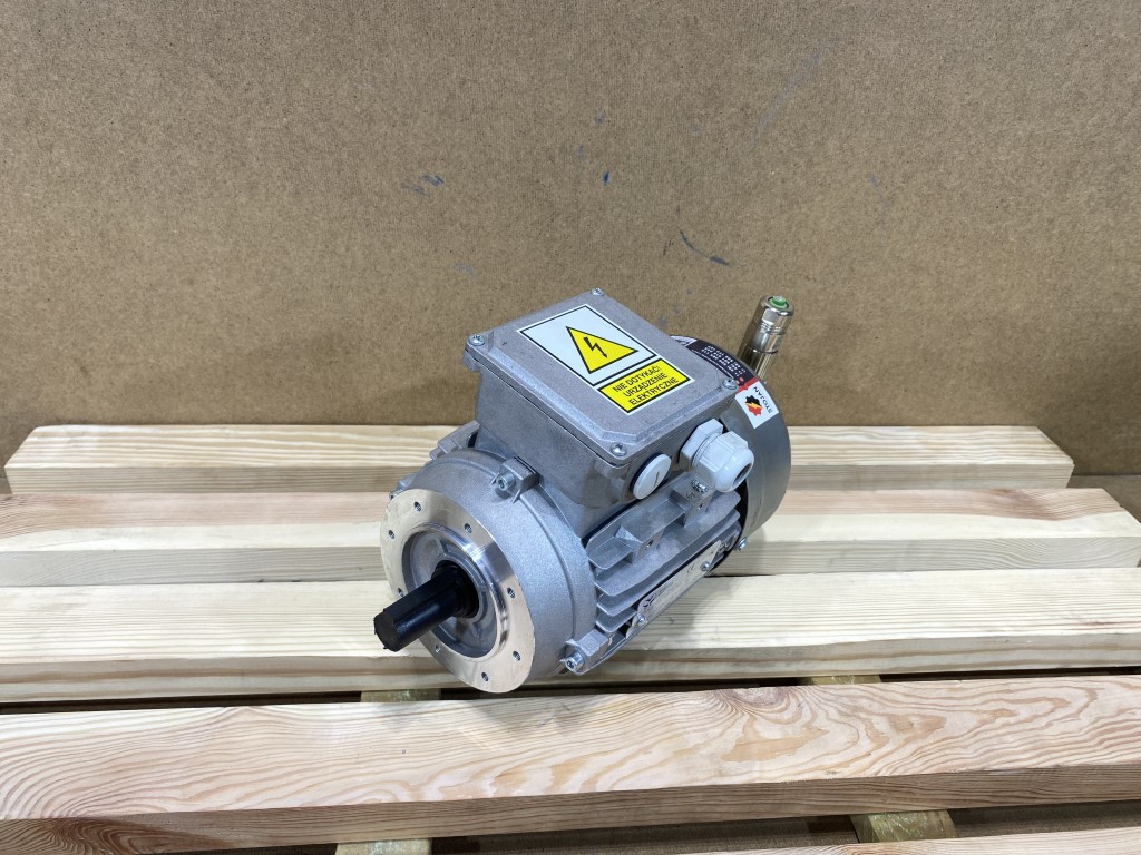 silnik elektryczny 1,1kW 1380obr. 3fazowy