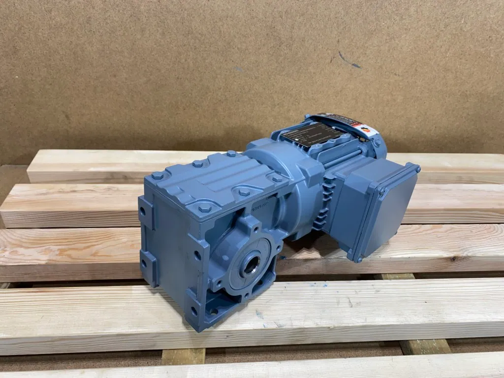 Motoreduktor / przekładnia 0,25kW 44obr. 3fazowy SEW