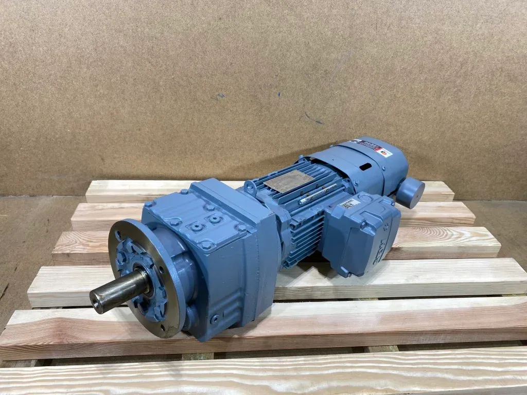 Motoreduktor / przekładnia 0,75kW 89obr. 3fazowy HAMULEC SEW