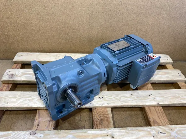 Motoreduktor / przekładnia 1,1kW 92obr. 3fazowy SEW - zdjęcie 1