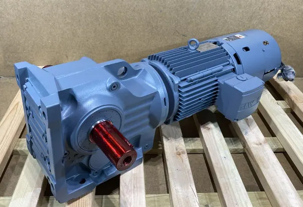 Motoreduktor / przekładnia 5,5kW 132obr. HAMULEC SEW - zdjęcie 1