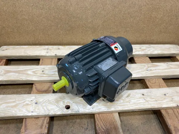 Silnik elektryczny 0,37kW 2500obr. 3fazowy - zdjęcie 1
