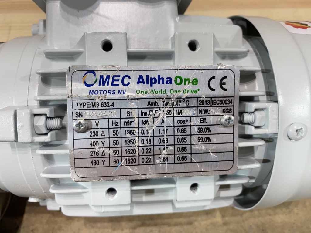 motoreduktor / przekładnia 0,18kW 29obr. 3fazowy - zdjęcie 2