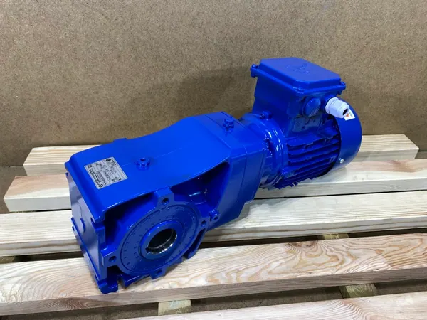motoreduktor / przekładnia 0,55kW 61obr. 3fazowy NORD