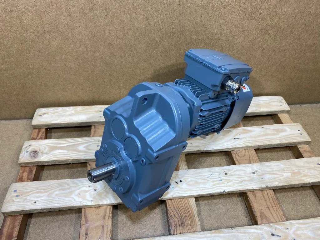 Motoreduktor / przekładnia 0,55kW 57obr. 3fazowy HAMULEC SEW