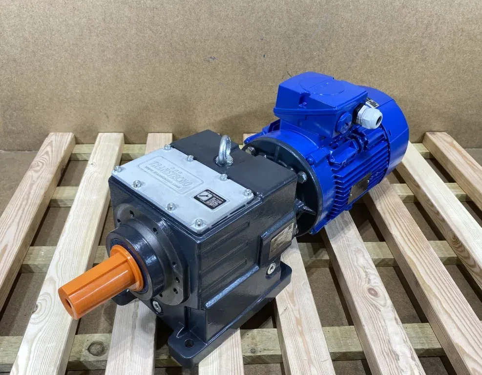 Motoreduktor / przekładnia 7,5kW 439obr.