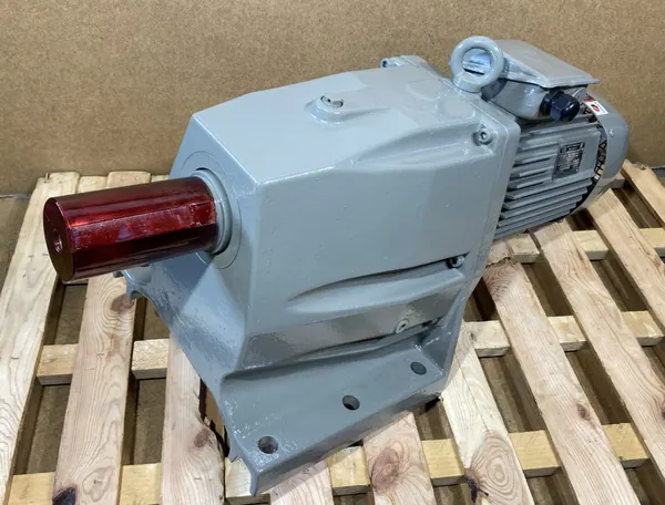 Motoreduktor / przekładnia 3kW 20obr. VEM - zdjęcie 1