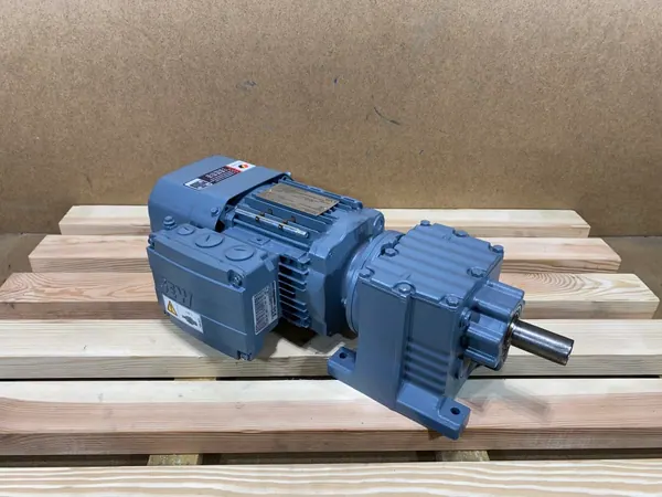 motoreduktor / przekładnia 0,55kW 91obr. 3fazowy HAMULEC SEW