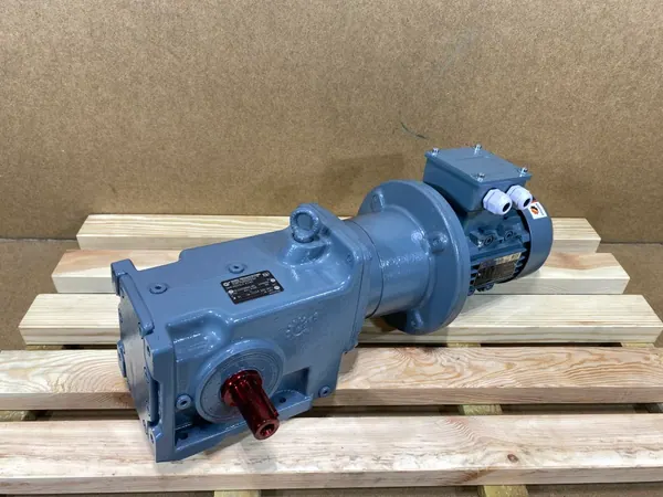 motoreduktor / przekładnia 0,55kW 44obr. 3fazowy NORD