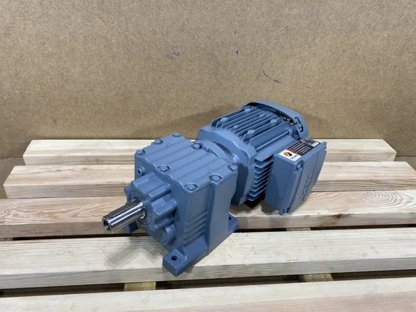 motoreduktor / przekładnia 0,75kW 72obr. 3fazowy SEW