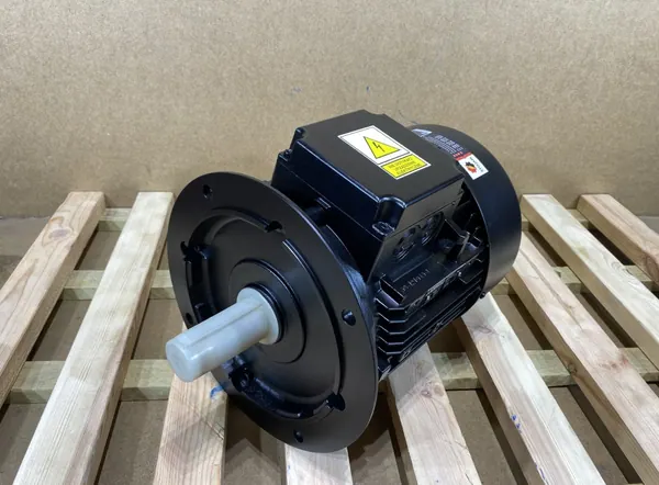 Silnik elektryczny 7,5kW 2935obr. 3fazowy IE2 - zdjęcie 1