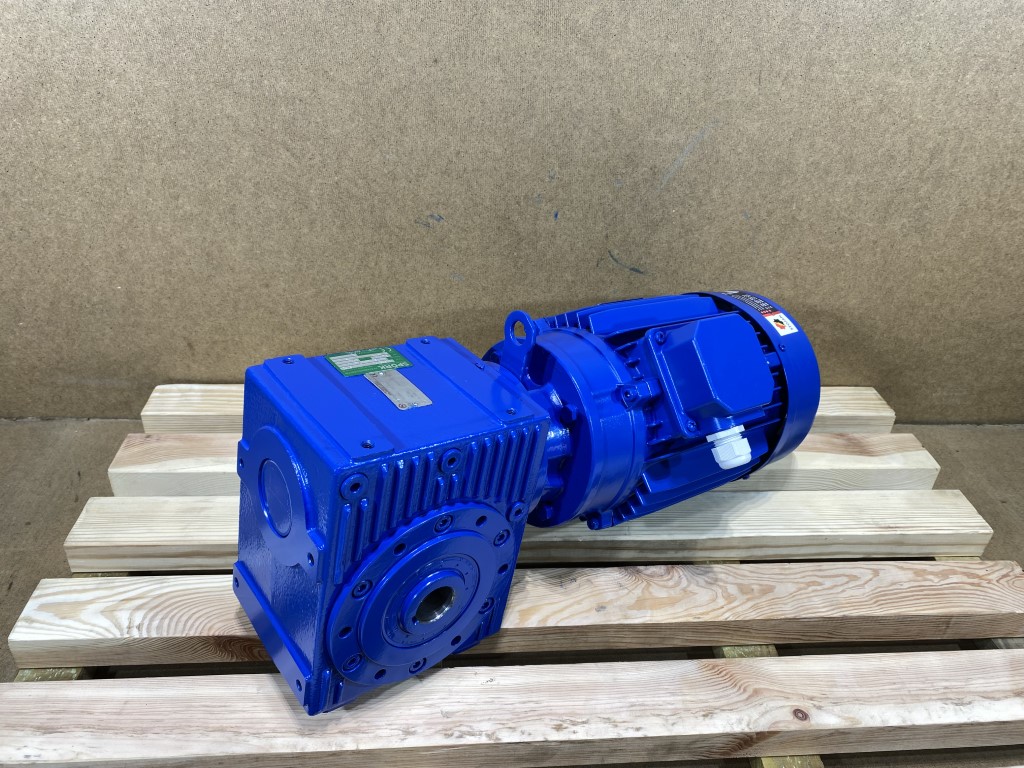 motoreduktor / przekładnia 3kW 290obr.