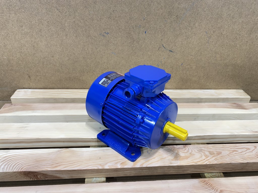silnik elektryczny 0,55kW 930obr. 3fazowy BESEL