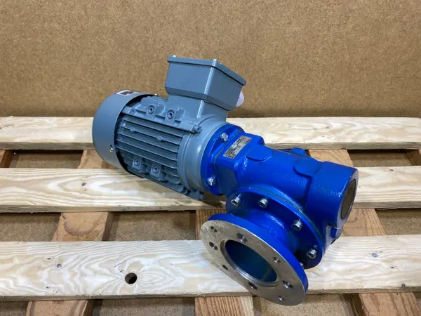 motoreduktor / przekładnia 0,12kW 13obr. 3fazowy