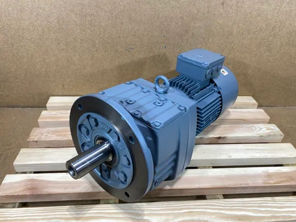 Motoreduktor / przekładnia 1,5kW 24obr. HAMULEC SEW - zdjęcie 1