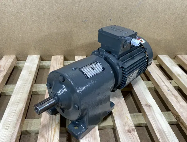 motoreduktor / przekładnia 2,4kW 183obr. SEW
