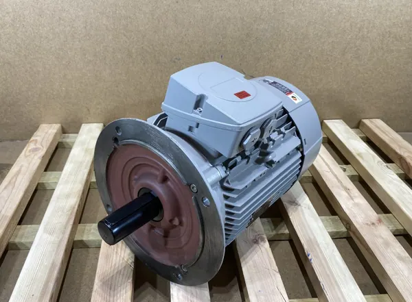 Silnik elektryczny 7,5kW 2950obr. 3fazowy IE3 - zdjęcie 1