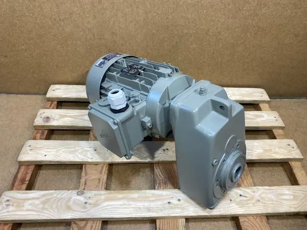 Motoreduktor / przekładnia 2,2kW 174obr. NORD - zdjęcie 1