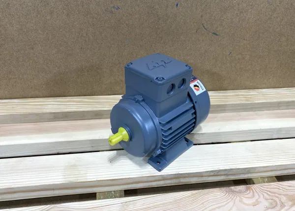 silnik elektryczny 0,25kW 2860obr. 3fazowy