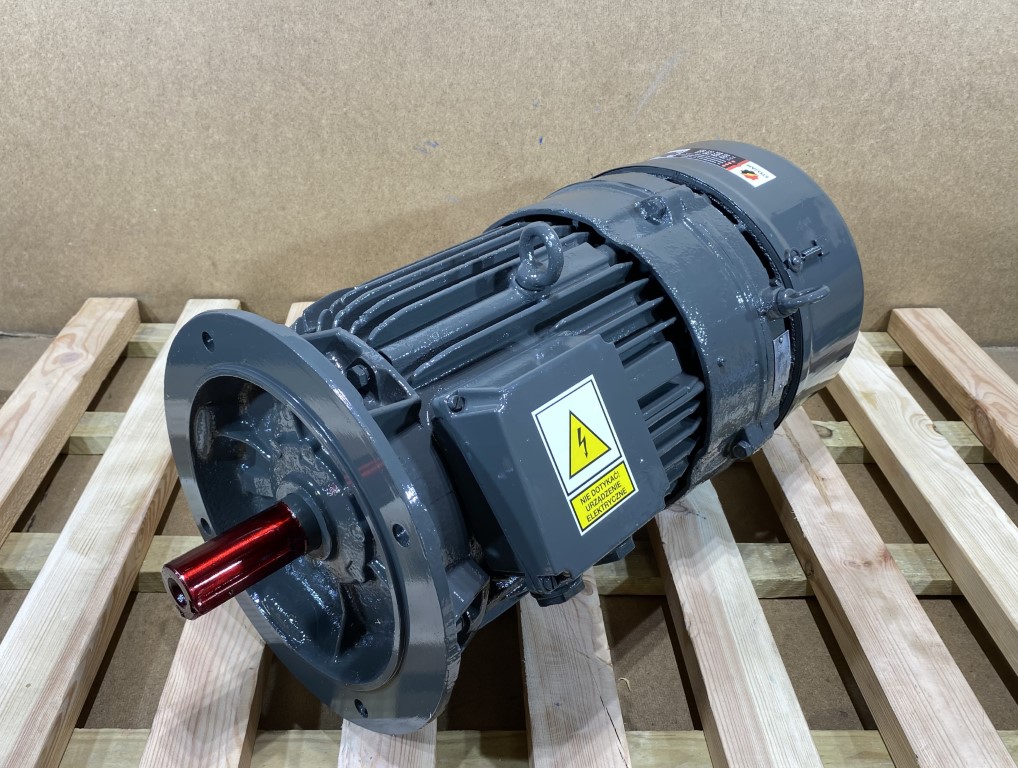 silnik elektryczny 4kW 960obr. 3fazowy HAMULEC INDUKTA