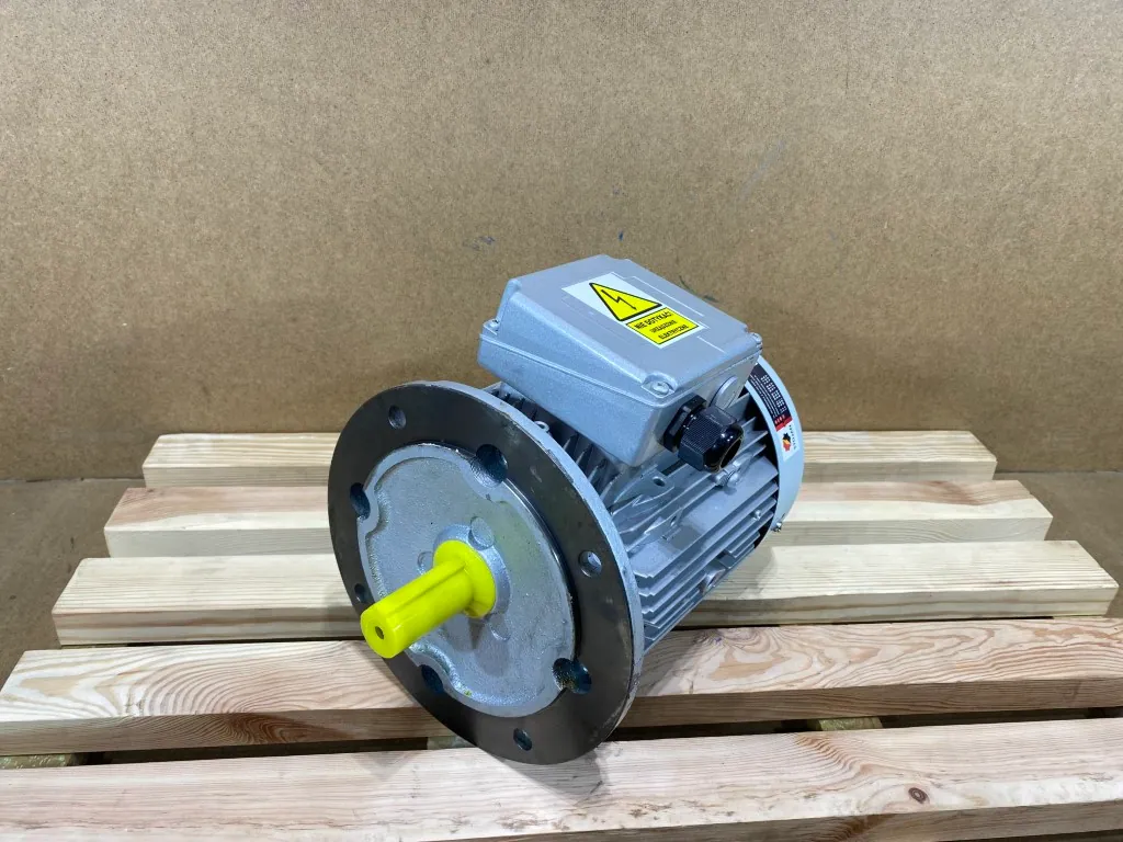 Silnik elektryczny 3kW 1455obr. 3fazowy Tamel IE2