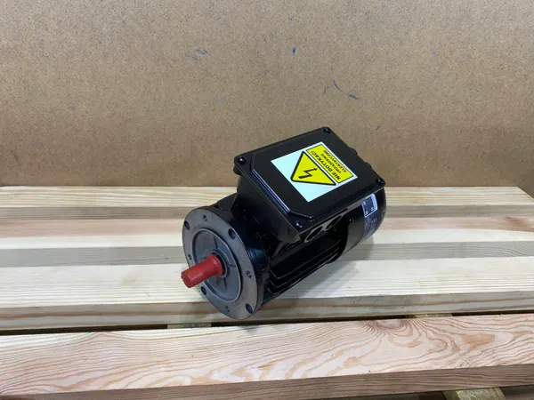 Silnik elektryczny 0,25kW 1310obr. 3fazowy HAMULEC - zdjęcie 1