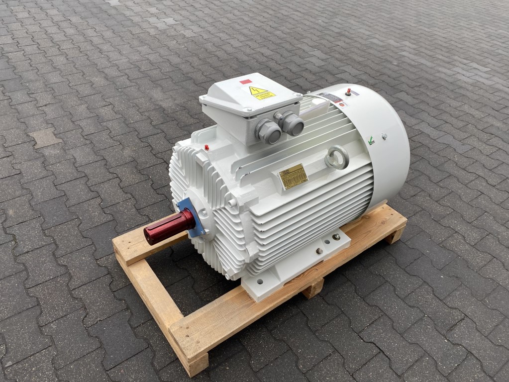 silnik elektryczny 75kW 2978obr. 3fazowy CELMA IE3