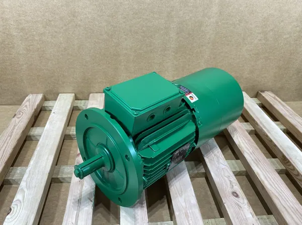 Silnik elektryczny 4kW 1458obr. 3fazowy HAMULEC IE3 - zdjęcie 1
