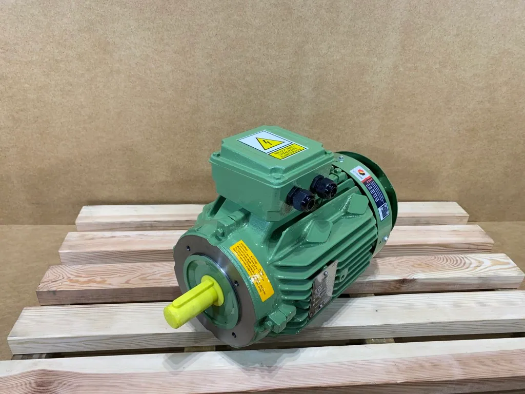 Silnik elektryczny 3kW 2880obr. 3fazowy Tamel IE3