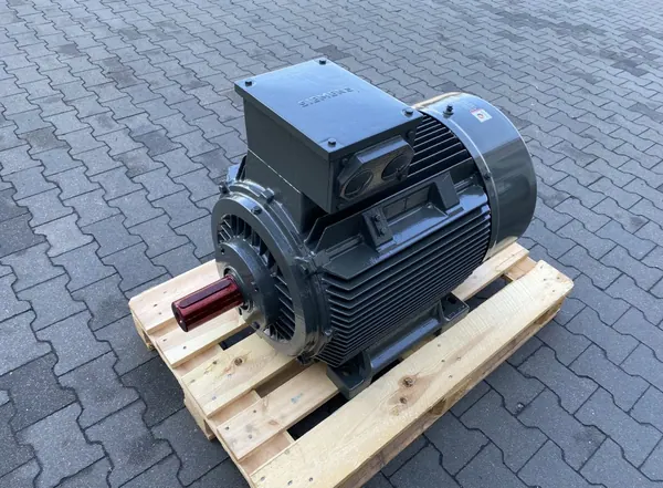 Silnik elektryczny 45kW 732obr. 3fazowy SIEMENS - zdjęcie 1