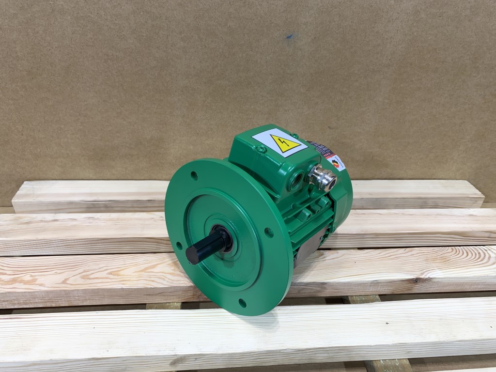 silnik elektryczny 0,55kW 950obr. 3fazowy