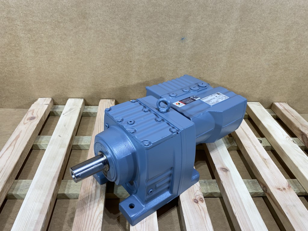 motoreduktor / przekładnia 0,55kW 19-0,009obr. 3fazowy HAMULEC SEW - zdjęcie 2