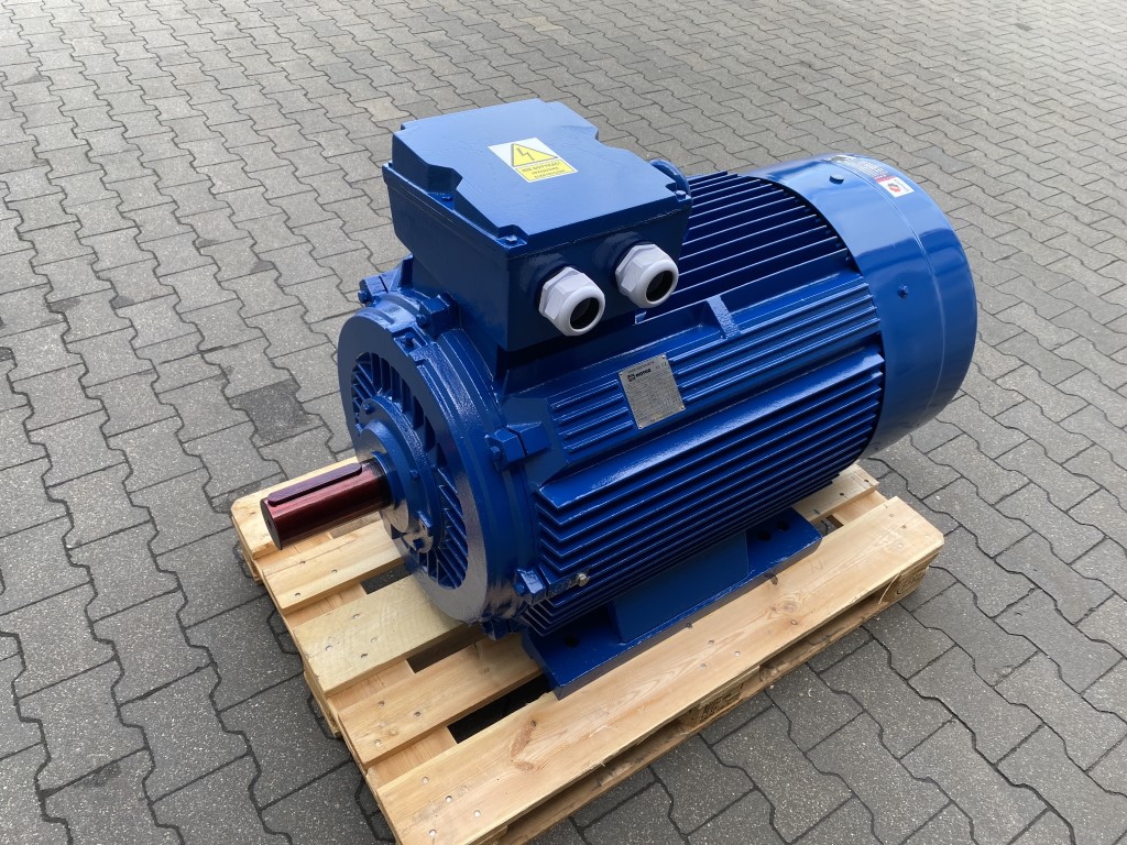 silnik elektryczny 90kW 990obr. 3fazowy IE2