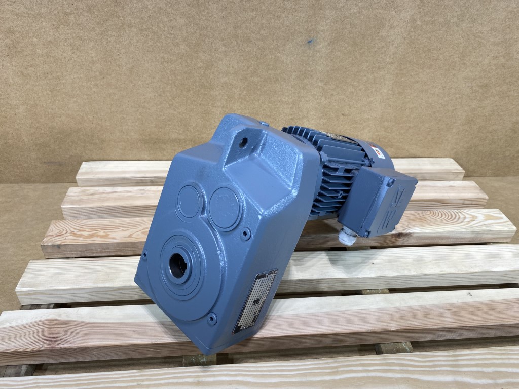 motoreduktor / przekładnia 0,55kW 43obr. 3fazowy HAMULEC SEW