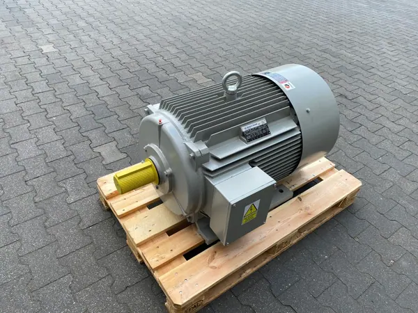 silnik elektryczny 90kW 1480obr. 3fazowy 280B3 IE2