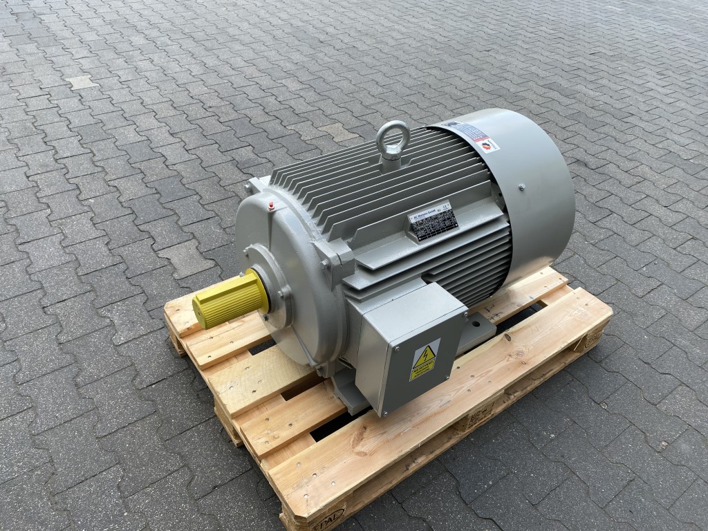 silnik elektryczny 90kW 1480obr. 3fazowy 280B3 IE2