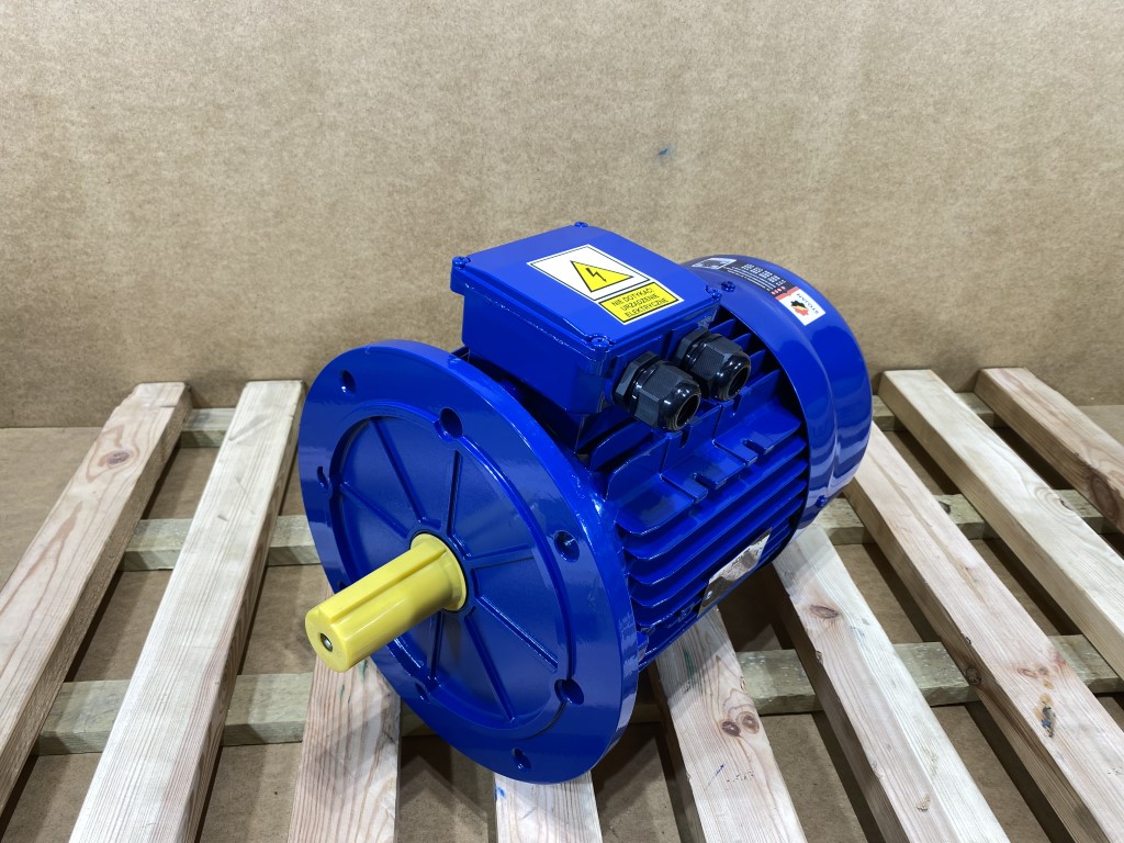 silnik elektryczny 5,5kW 2930obr. 3fazowy IE2
