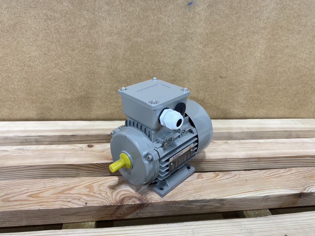 silnik elektryczny 0,06kW 1300obr. 3fazowy 56B3