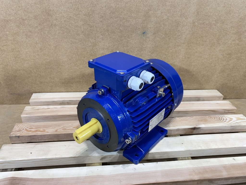 Silnik elektryczny 4kW 1400obr. 3fazowy 112B34 MS