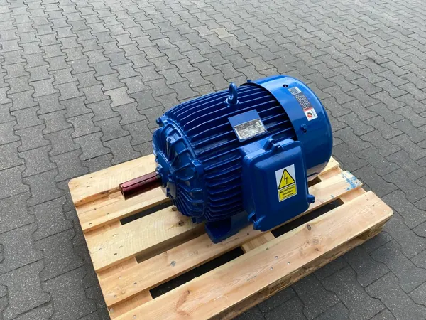 Silnik elektryczny 37kW 1475obr. 3fazowy CELMA B3 - zdjęcie 1
