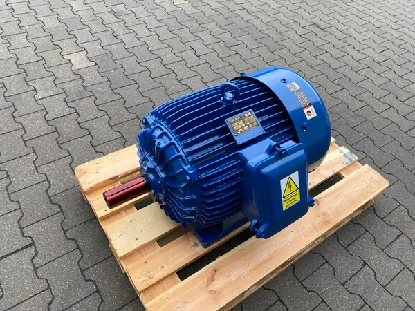 Silnik elektryczny 45kW 1480obr. 3fazowy CELMA B3 - zdjęcie 1