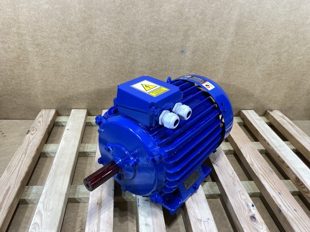silnik elektryczny 7,5kW 2880obr. 3fazowy SZJe 42b