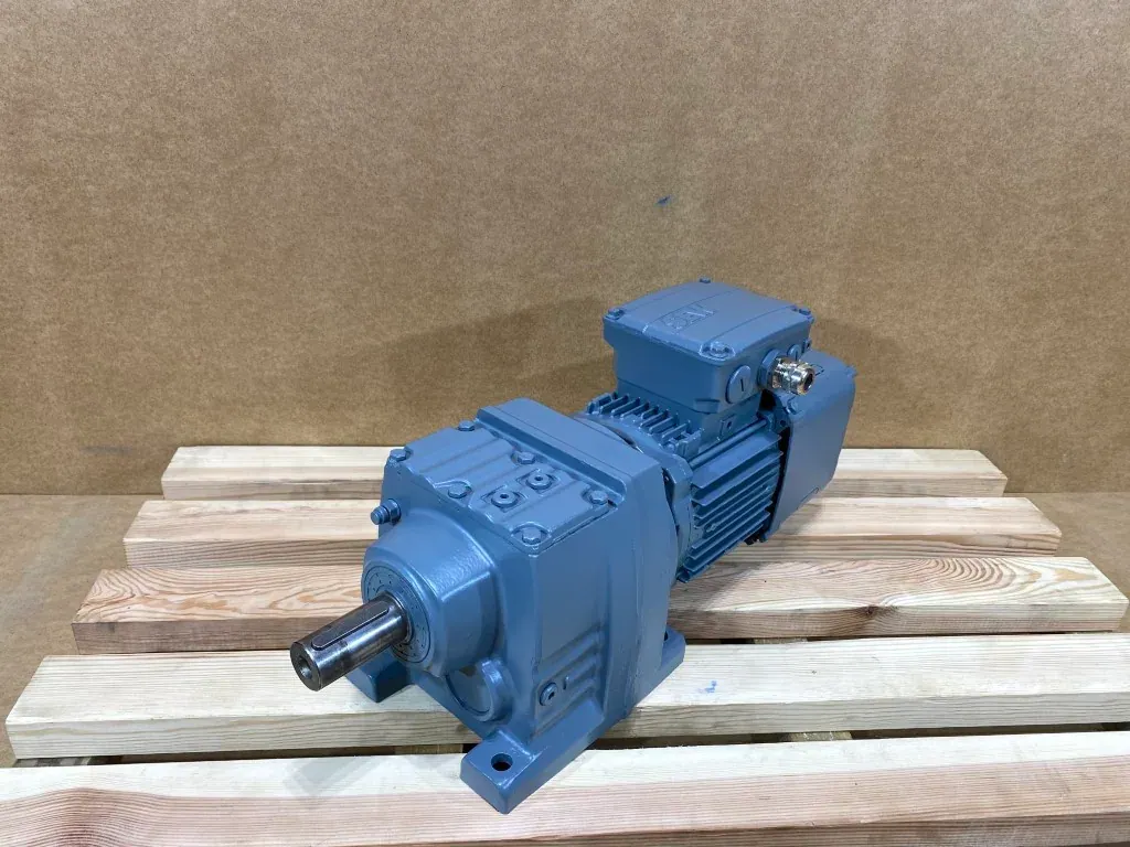 Motoreduktor / przekładnia 0,55kW 27obr. 3fazowy SEW
