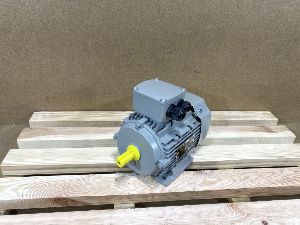 silnik elektryczny 7,5kW 2900obr. 3fazowy 112B3 MOLL