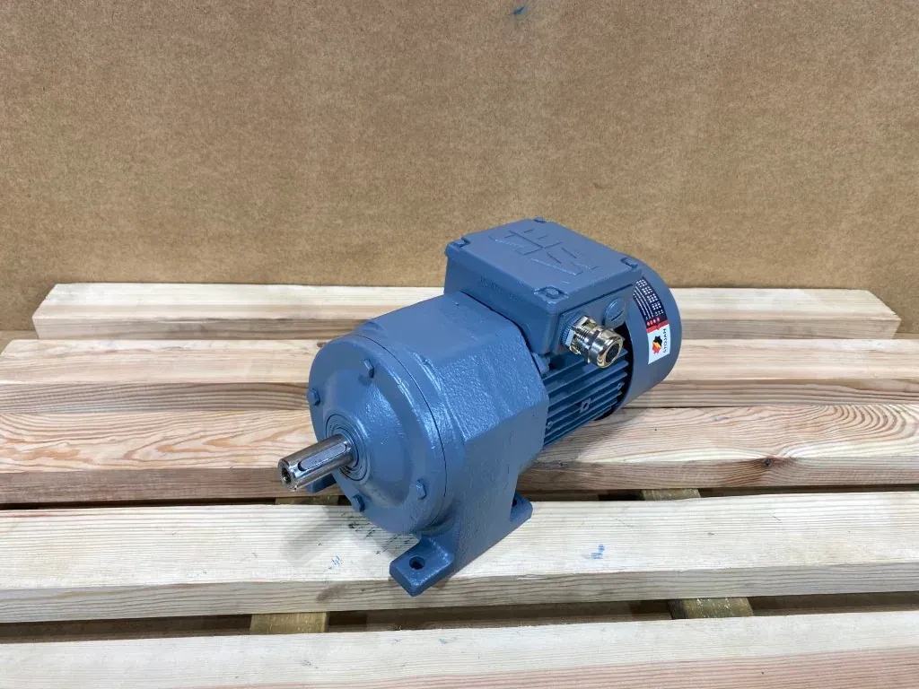 Motoreduktor / przekładnia 0,18kW 36obr. 3fazowy HAMULEC SEW