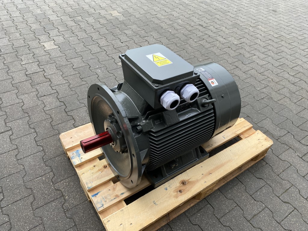 silnik elektryczny 37kW 985obr. 3fazowy IE2 B35